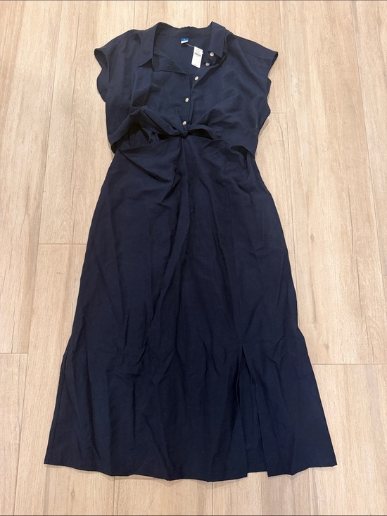 Old Navy Dresses & Skirts - Old Navy Navy Button-Tie Midi Dress